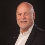 Søndag kl 1800: Avslutningsmøte