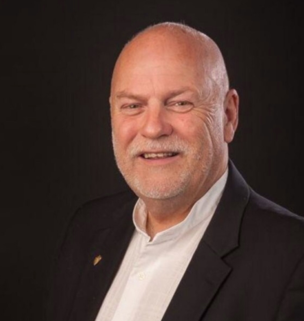 Søndag kl 1800: Avslutningsmøte