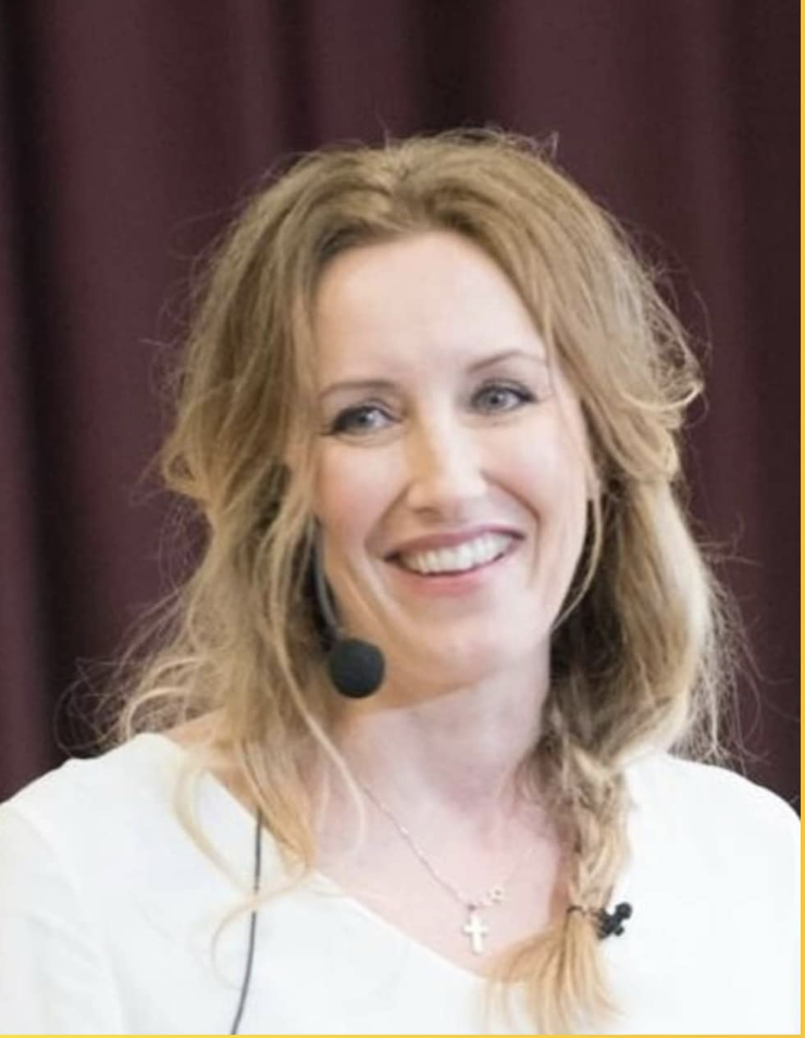 0900: DEBORAS KVINNER